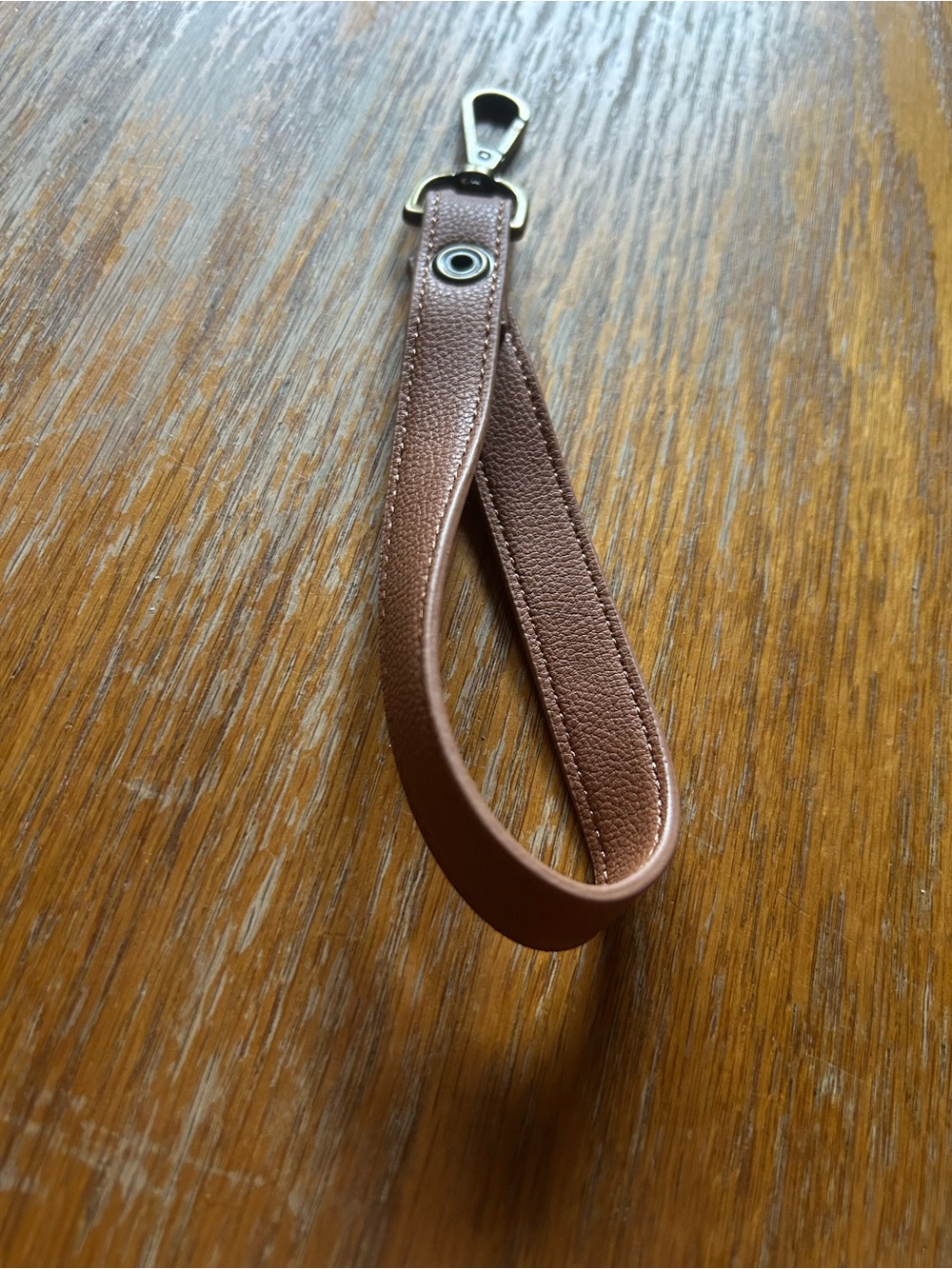 thirty-one Leather Wrist Key Loop - Chestnut Brown